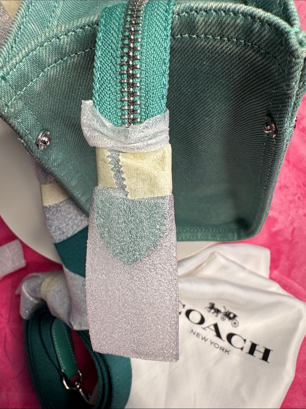 Coach 2557 Teal Denim Cargo Tote CBG46 Turnlock Snap Pockets Green Interior NWT - Picture 6 of 12